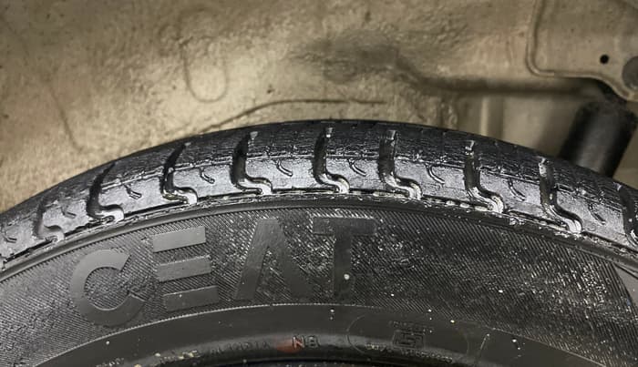 2018 Maruti Wagon R 1.0 VXI, Petrol, Manual, 62,246 km, Left Rear Tyre Tread