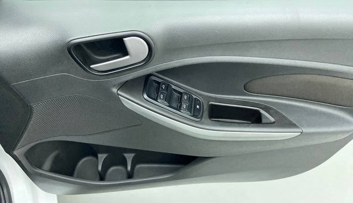 2016 Ford New Figo 1.2 TREND, Petrol, Manual, 47,402 km, Driver Side Door Panels Control