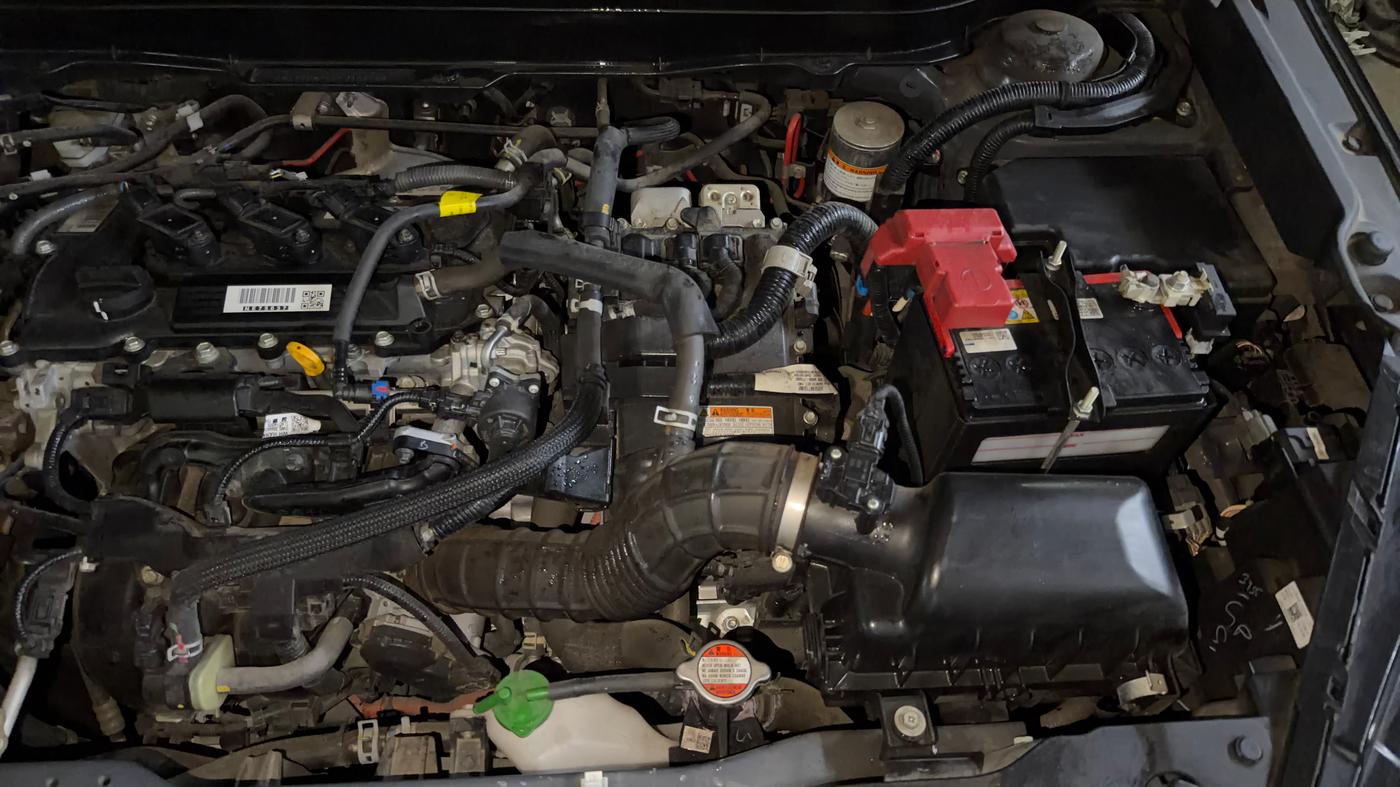 2025 Maruti Victoris Zxi 1.5 eCVT, Hybrid, Automatic, 4,400 km, Engine View - Left