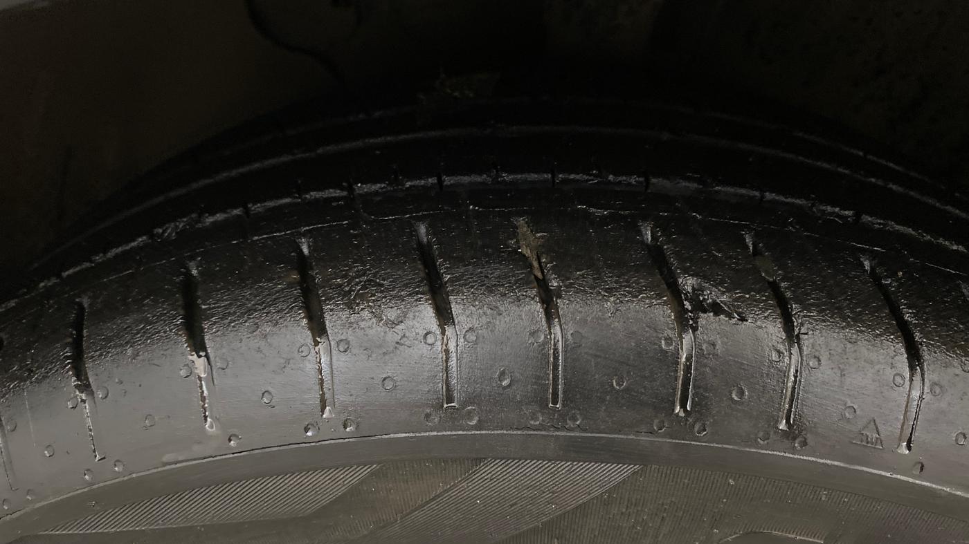 2023 Hyundai Verna SX(O) 1.5 MPI IVT , Petrol, Automatic, 57,882 km, Left Front Tyre Tread