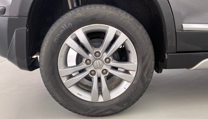 2017 Maruti Vitara Brezza ZDI, Diesel, Manual, 65,693 km, Right Rear Wheel
