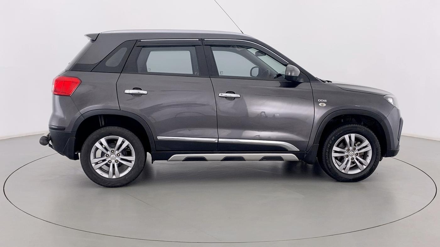 2017 Maruti Vitara Brezza ZDI, Diesel, Manual, 65,693 km, Right Side View