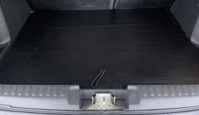 2017 Maruti Vitara Brezza ZDI, Diesel, Manual, 65,693 km, Boot Inside