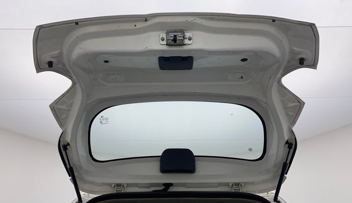 2016 Renault Kwid RXL, CNG, Manual, 81,507 km, Boot Door Open