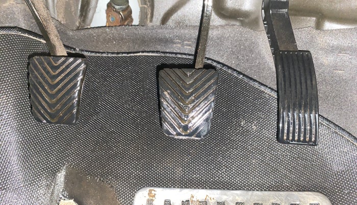 2014 Hyundai Verna FLUIDIC 1.4 CRDI CX, Diesel, Manual, 98,279 km, Pedals