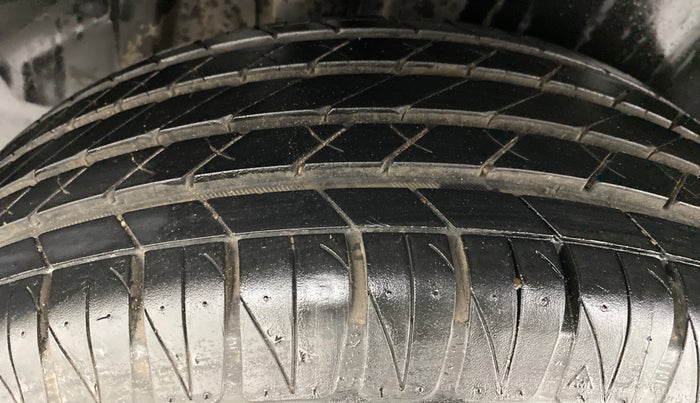 2021 Toyota URBAN CRUISER PREMIUM MT, Petrol, Manual, 4,348 km, Right Rear Tyre Tread