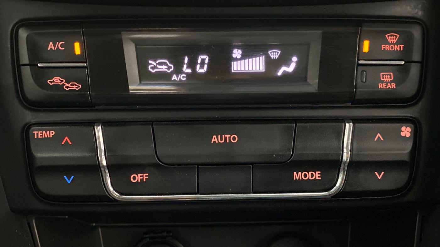 2021 Toyota URBAN CRUISER PREMIUM MT, Petrol, Manual, 4,348 km, Automatic Climate Control
