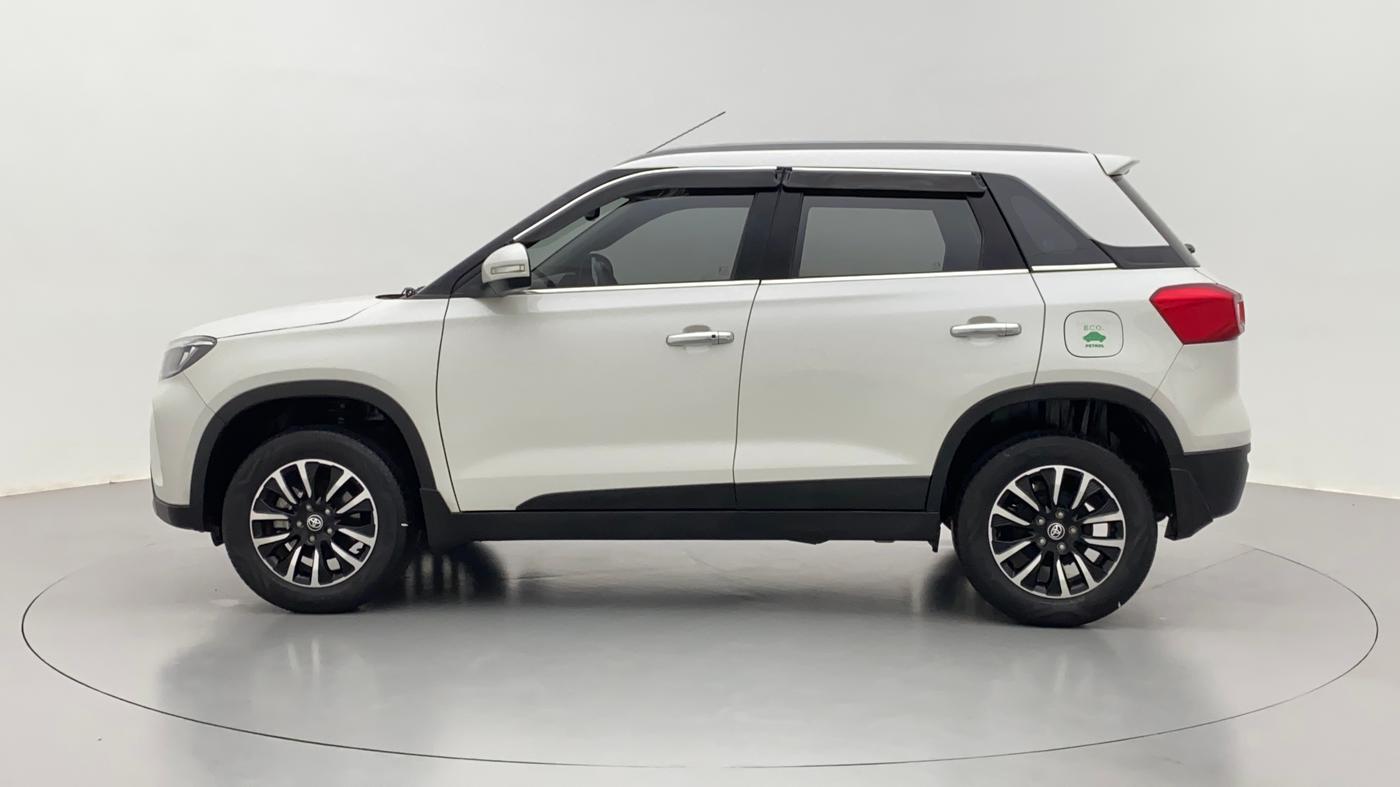 2021 Toyota URBAN CRUISER PREMIUM MT, Petrol, Manual, 4,348 km, Left Side