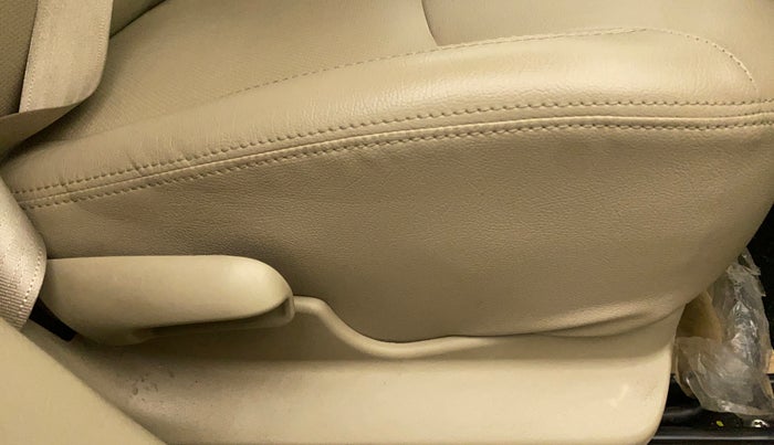 2021 Maruti Ciaz SIGMA 1.5 SHVS MT  PETROL, Petrol, Manual, 16,909 km, Driver Side Adjustment Panel