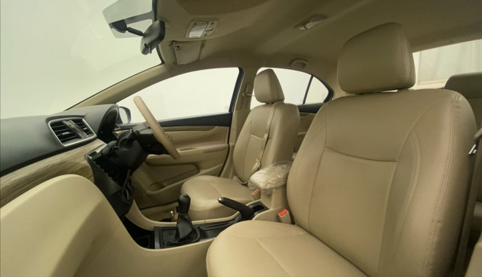 2021 Maruti Ciaz SIGMA 1.5 SHVS MT  PETROL, Petrol, Manual, 16,909 km, Right Side Front Door Cabin