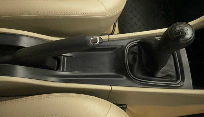 2021 Maruti Ciaz SIGMA 1.5 SHVS MT  PETROL, Petrol, Manual, 16,909 km, Gear Lever