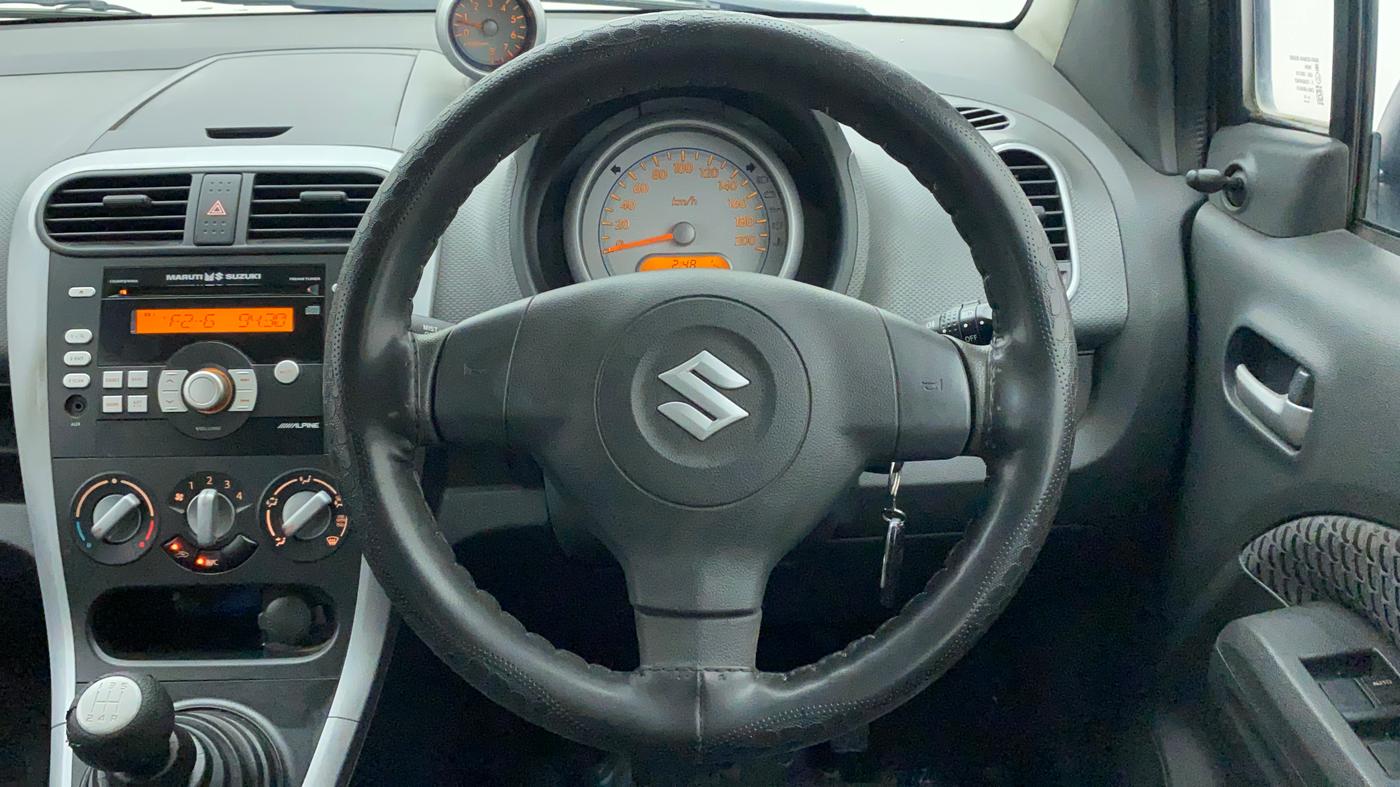 2013 Maruti Ritz VXI, Petrol, Manual, 41,171 km, Steering Wheel Close Up