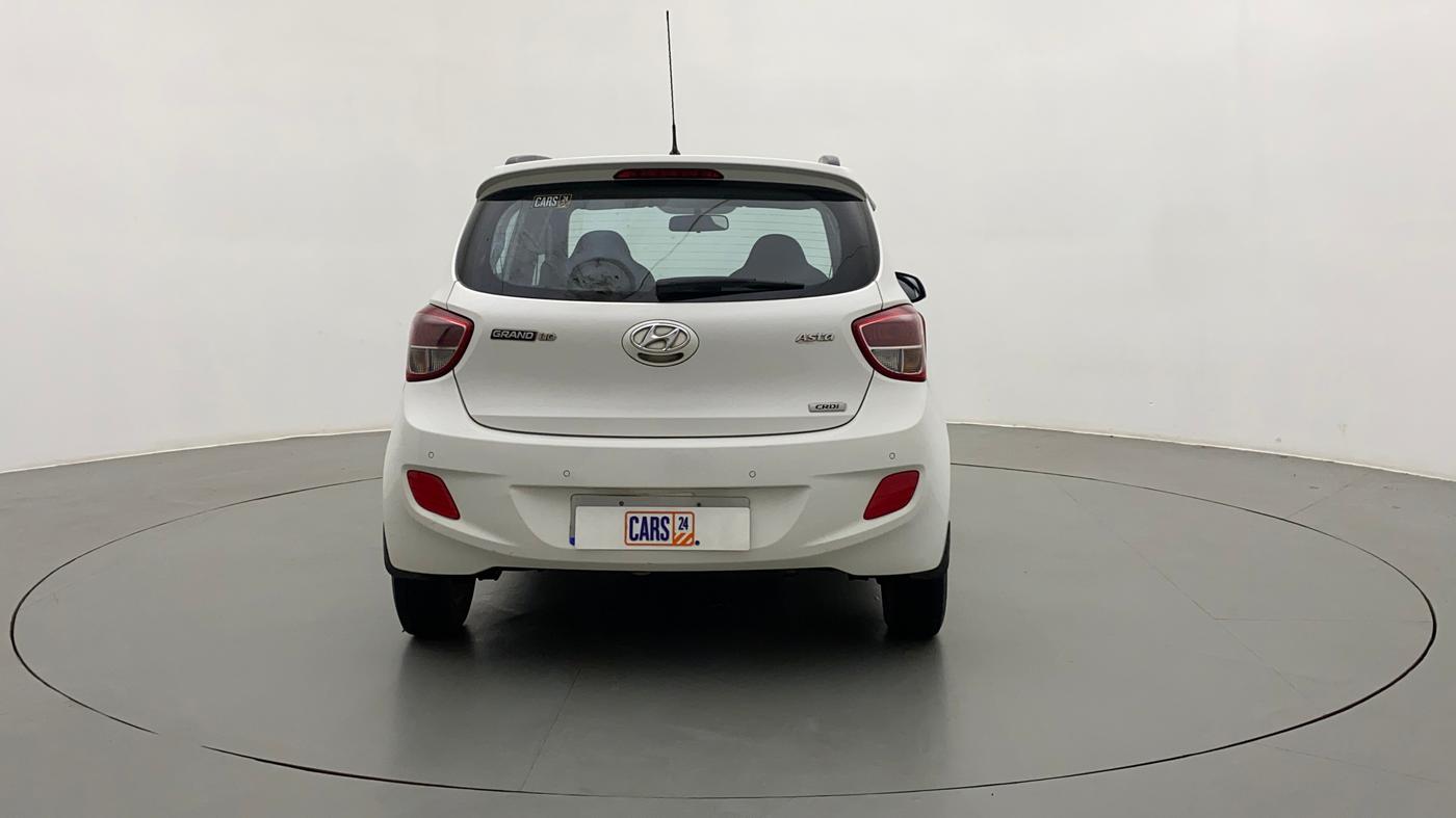 2016 Hyundai Grand i10 ASTA 1.1 CRDI (O), Diesel, Manual, 1,04,136 km, Back/Rear