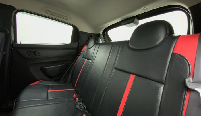 2021 Renault Kwid RXT 1.0 (O), Petrol, Manual, 26,838 km, Right Side Rear Door Cabin