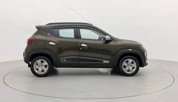 2021 Renault Kwid RXT 1.0 (O), Petrol, Manual, 26,838 km, Right Side View