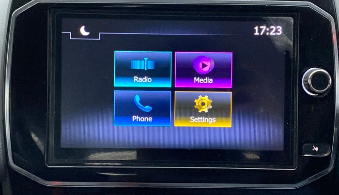 2021 Renault Kwid RXT 1.0 (O), Petrol, Manual, 26,838 km, Infotainment System
