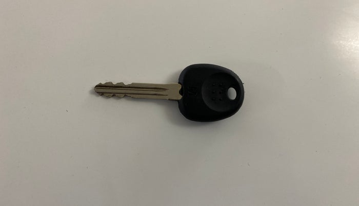 2018 Hyundai NEW SANTRO MAGNA CNG, CNG, Manual, 49,294 km, Key Close Up