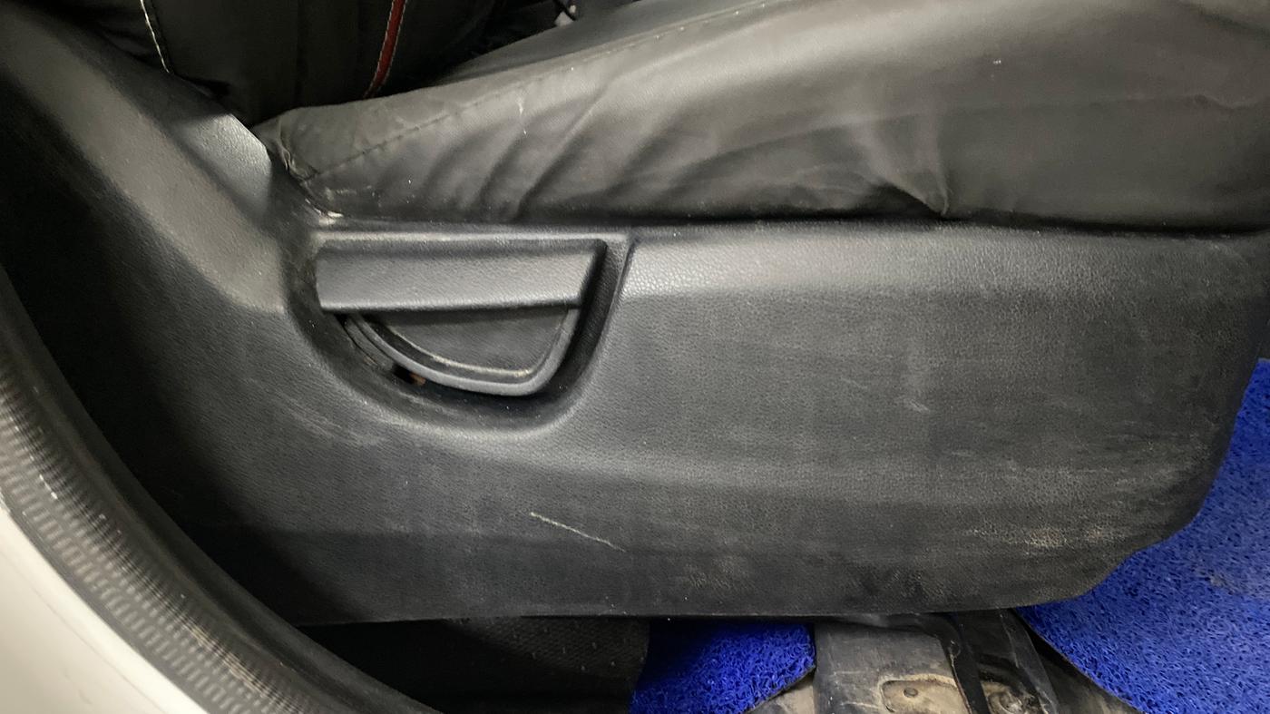 2018 Hyundai NEW SANTRO MAGNA CNG, CNG, Manual, 49,363 km, Driver Side Adjustment Panel