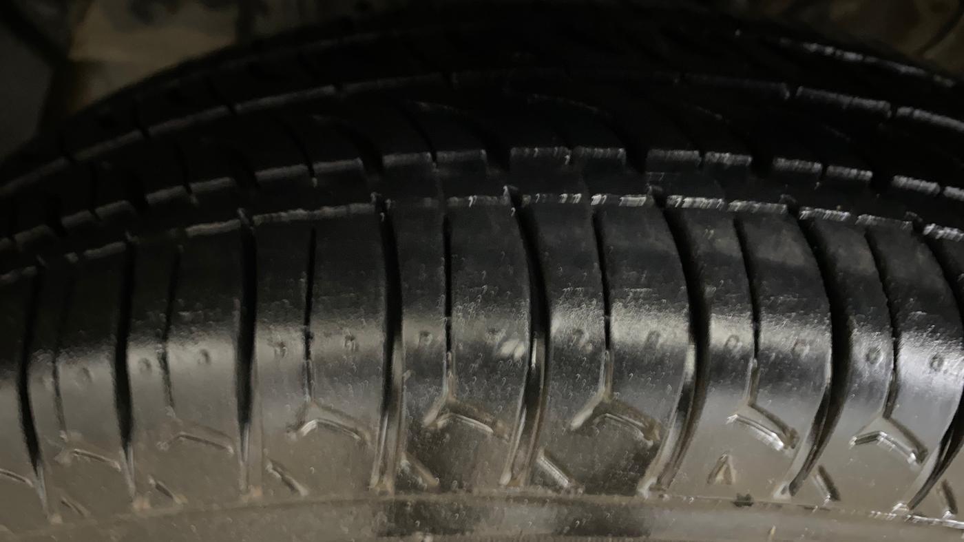 2018 Hyundai NEW SANTRO MAGNA CNG, CNG, Manual, 49,363 km, Left Front Tyre Tread