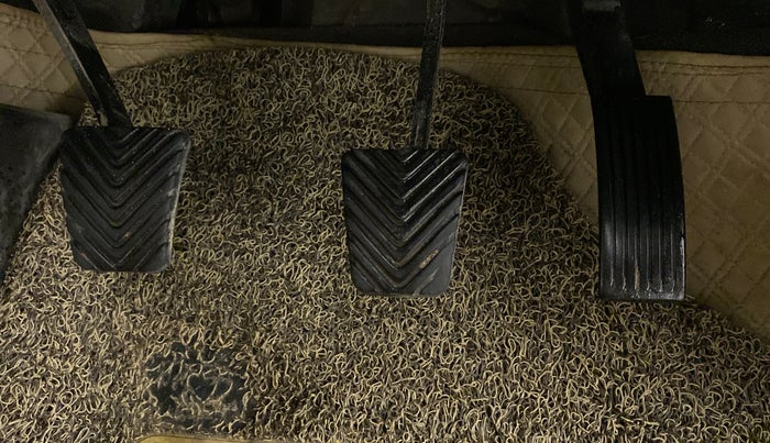 2015 Hyundai Verna FLUIDIC 1.6 CRDI S 4S, Diesel, Manual, 97,644 km, Pedals