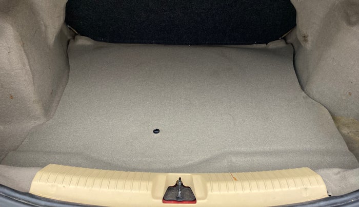 2016 Ford Figo Aspire 1.2 TREND PETROL, Petrol, Manual, 42,098 km, Boot Inside