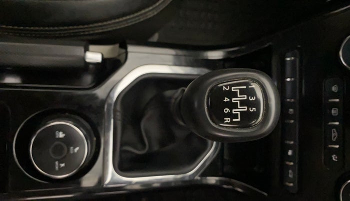 2021 Tata NEXON XZ PLUS PETROL, Petrol, Manual, 38,559 km, Gear Lever