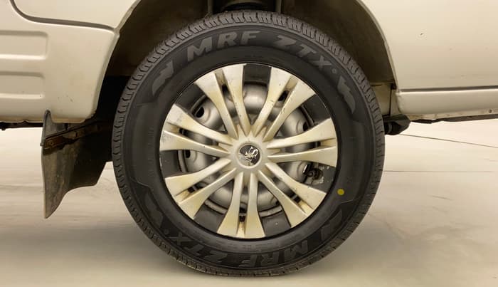 2015 Maruti OMNI E 8 STR, Petrol, Manual, 35,381 km, Right Front Wheel