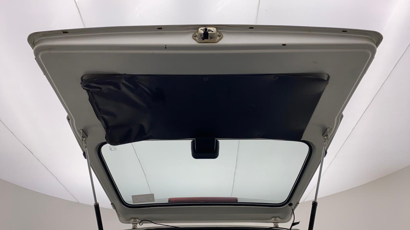 2015 Maruti OMNI E 8 STR, Petrol, Manual, 35,381 km, Boot Door Open
