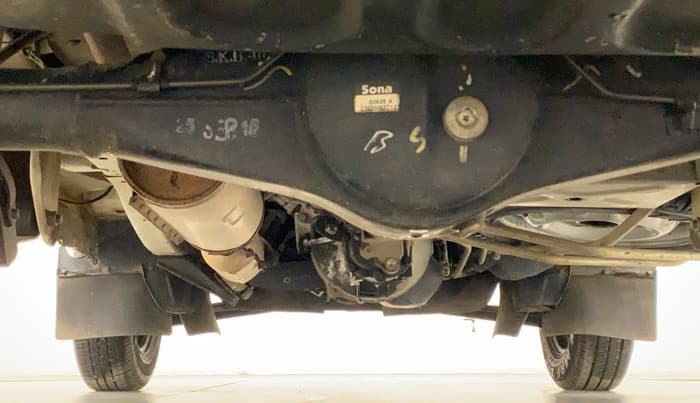 2015 Maruti OMNI E 8 STR, Petrol, Manual, 35,381 km, Rear Underbody