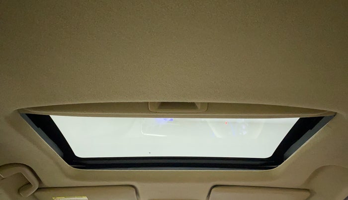 2016 Honda City 1.5L I-VTEC VX CVT, Petrol, Automatic, 1,04,276 km, Moonroof/ Sunroof