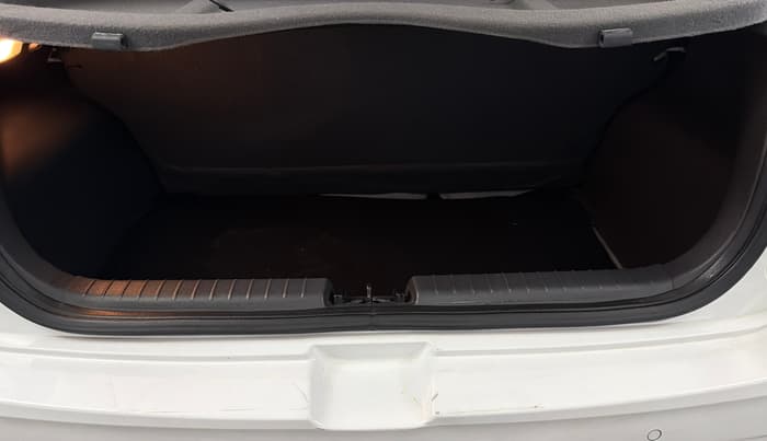2023 Hyundai GRAND I10 NIOS SPORTZ 1.2 KAPPA VTVT, Petrol, Manual, 25,862 km, Boot Inside