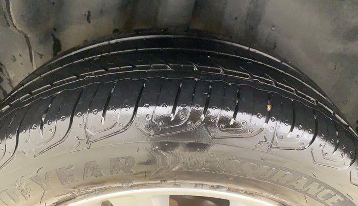 2016 Volkswagen Polo GT TSI AT, Petrol, Automatic, 77,274 km, Right Rear Tyre Tread