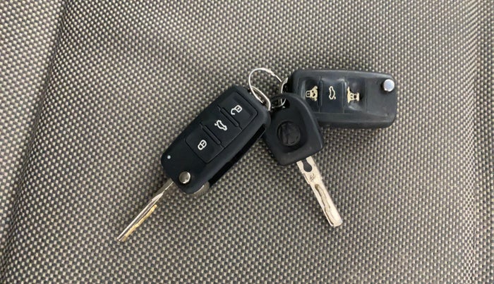 2016 Volkswagen Polo GT TSI AT, Petrol, Automatic, 77,274 km, Key Close Up