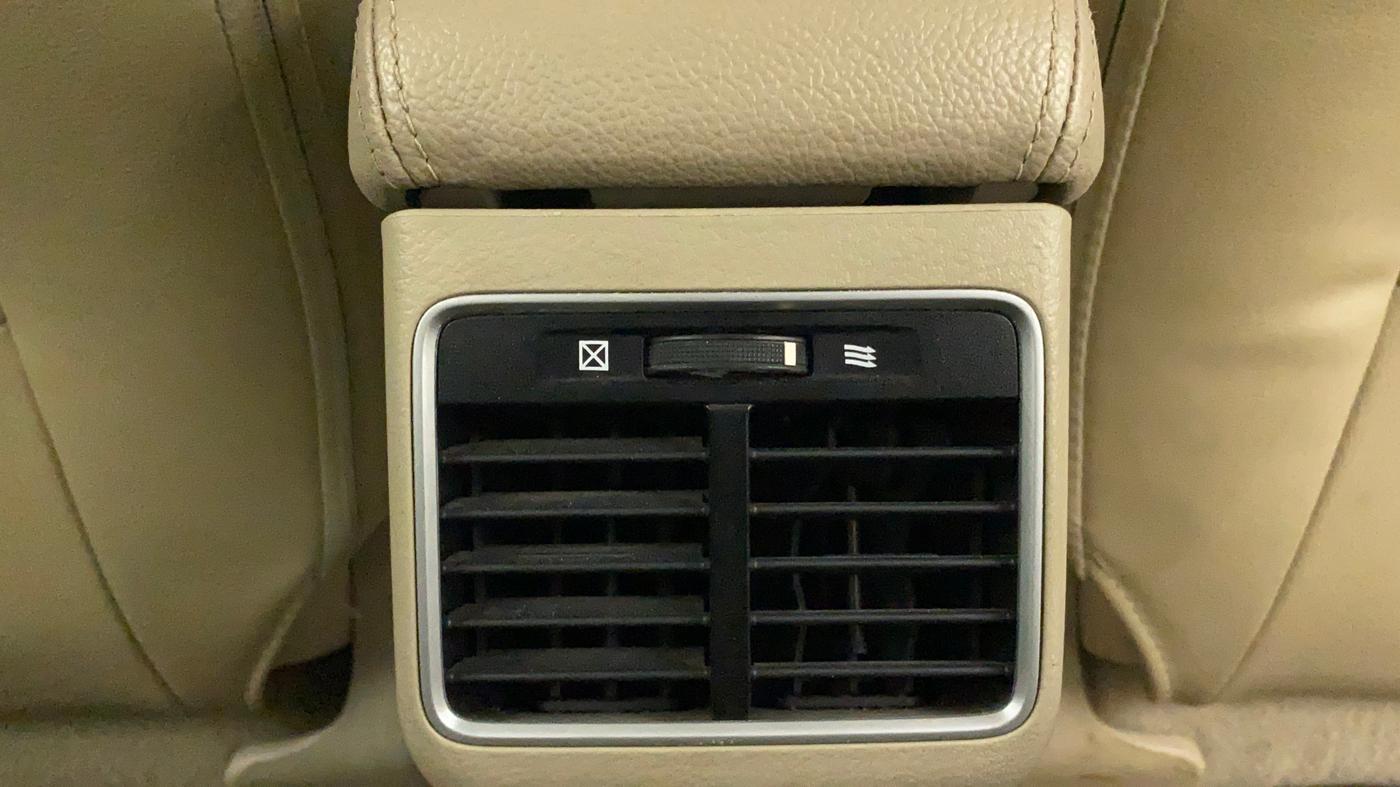 2015 Maruti Ciaz ZXI, Petrol, Manual, 16,607 km, Rear AC Vents