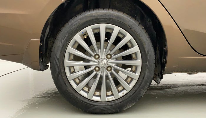 2015 Maruti Ciaz ZXI, Petrol, Manual, 16,607 km, Right Rear Wheel