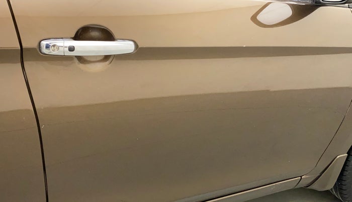 2015 Maruti Ciaz ZXI, Petrol, Manual, 16,607 km, Driver-side door - Slightly dented