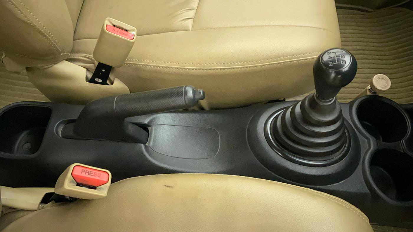 2015 Honda Brio E MT, Petrol, Manual, 42,023 km, Gear Lever