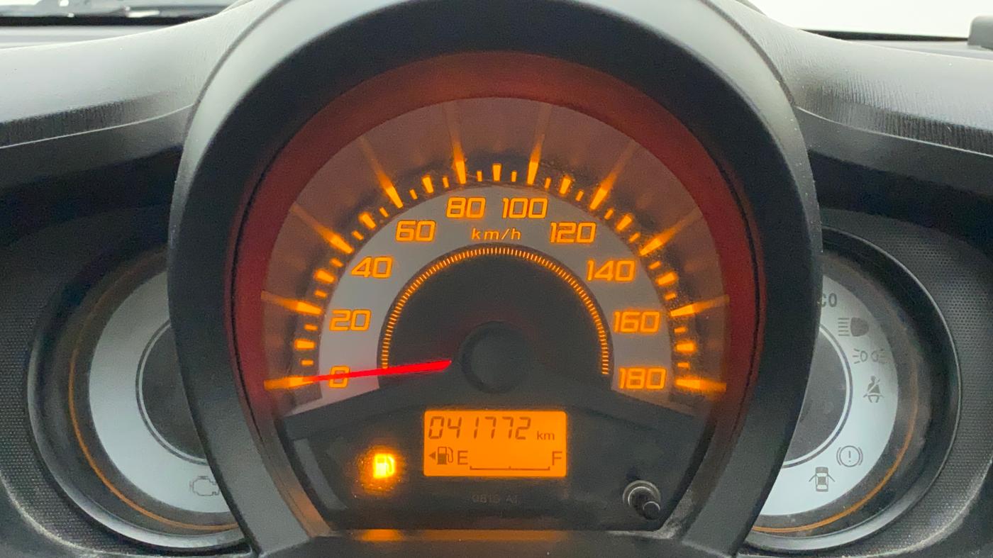 2015 Honda Brio E MT, Petrol, Manual, 42,023 km, Odometer Image