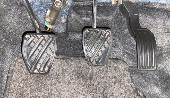 2016 Datsun Go Plus T, Petrol, Manual, 39,886 km, Pedals