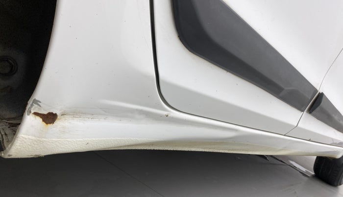 2019 Hyundai Elite i20 MAGNA PLUS 1.2, Petrol, Manual, 47,322 km, Right running board - Slightly dented