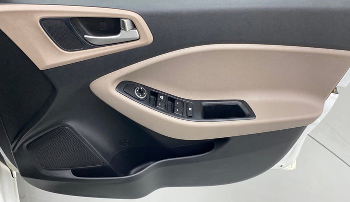 2019 Hyundai Elite i20 MAGNA PLUS 1.2, Petrol, Manual, 47,322 km, Driver Side Door Panels Control