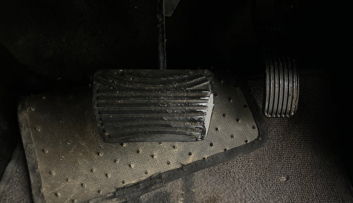 2021 Mahindra Thar LX PETROL HT 4WD AT, Petrol, Automatic, 76,547 km, Pedals