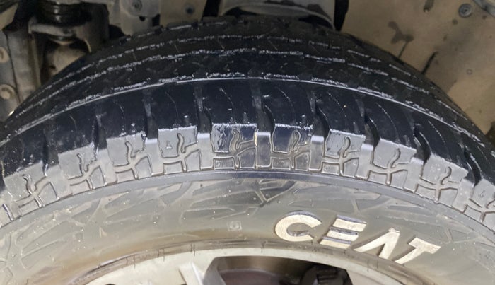 2021 Mahindra Thar LX PETROL HT 4WD AT, Petrol, Automatic, 76,547 km, Left Front Tyre Tread