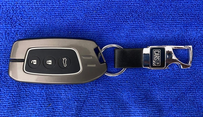 2022 MG HECTOR SHARP 1.5 PETROL CVT, Petrol, Automatic, 11,342 km, Key Close Up