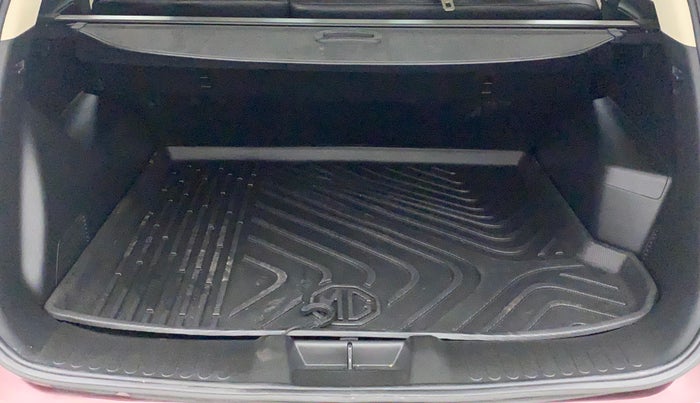 2022 MG HECTOR SHARP 1.5 PETROL CVT, Petrol, Automatic, 11,342 km, Boot Inside