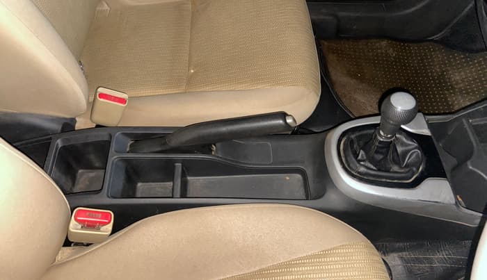 2017 Honda Jazz 1.5L I-DTEC V, Diesel, Manual, 74,643 km, Gear Lever