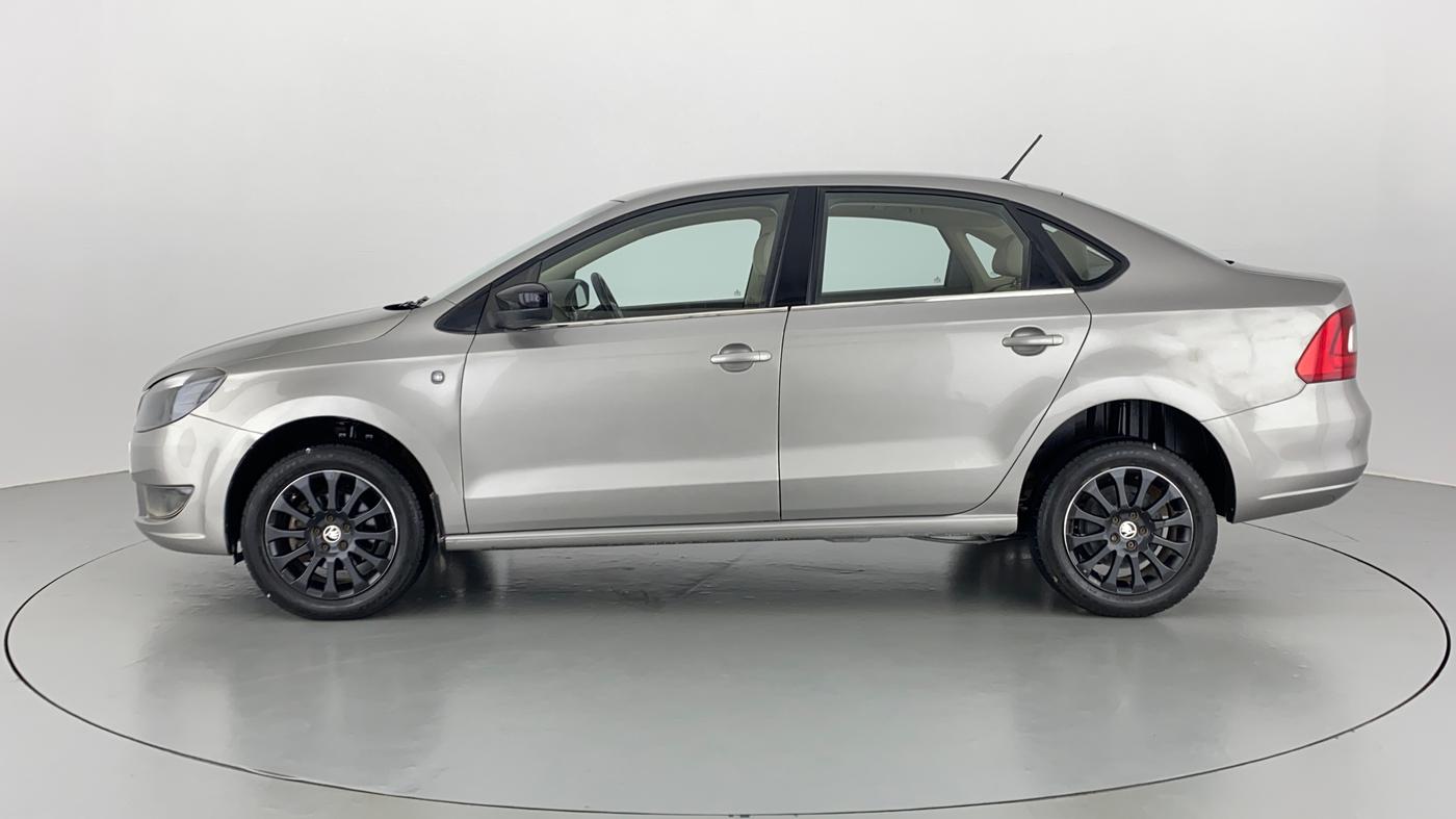2015 Skoda Rapid 1.6 MPI MT ELEGANCE PLUS, Petrol, Manual, 97,136 km, Left Side