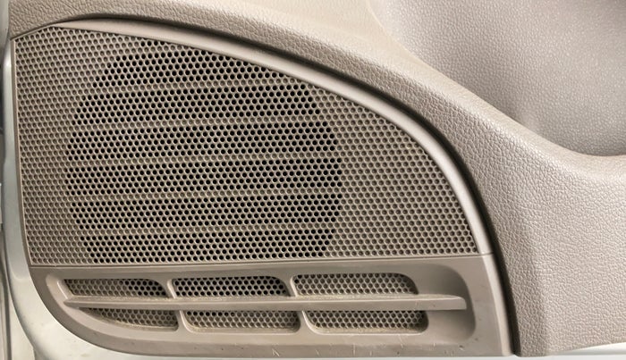 2015 Skoda Rapid 1.6 MPI MT ELEGANCE PLUS, Petrol, Manual, 97,136 km, Speaker