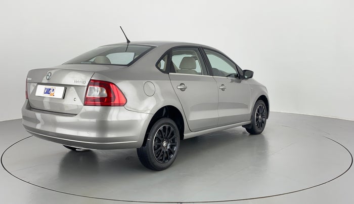 2015 Skoda Rapid 1.6 MPI MT ELEGANCE PLUS, Petrol, Manual, 97,136 km, Right Back Diagonal