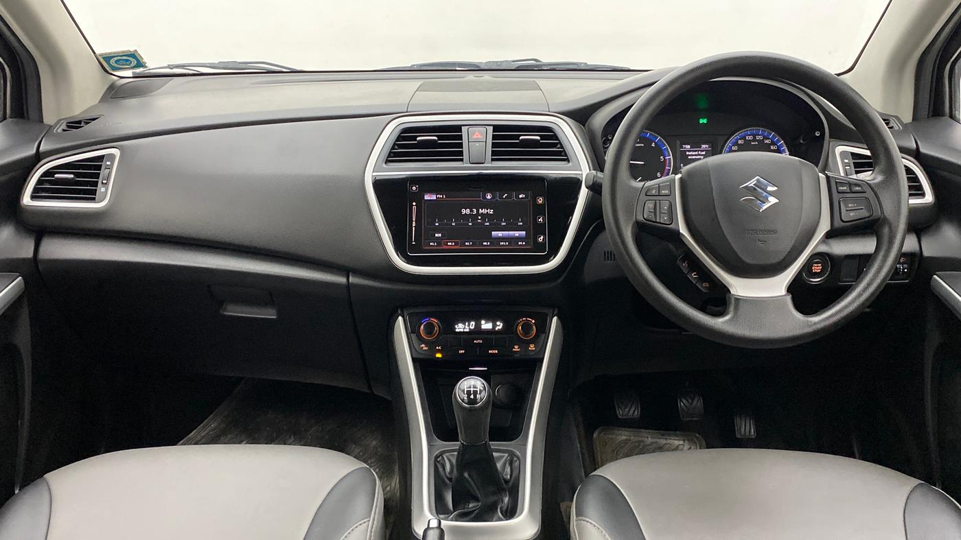 2016 Maruti S Cross ZETA 1.3, Diesel, Manual, 33,741 km, Dashboard